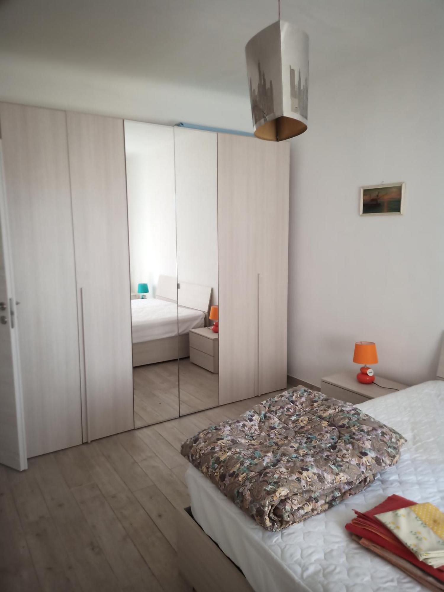Grand F2 60Mq Centre Antibes, Proche Plages, Commerces, 2 Balcons, Parking, Train, Bus, Deco Vintage, Pet Friendly, Ideal Famille Ou 1-2 Couples Bagian luar foto